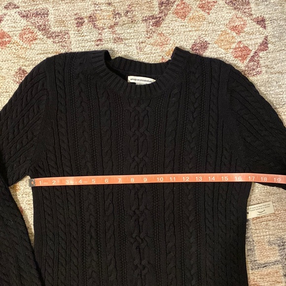 NWT Basic Black Crewneck Cable Knit Sweater - Picture 6 of 7